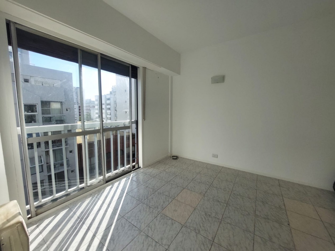 Un Ambiente piso 7o Al Frente. Alquiler X 24 Meses.